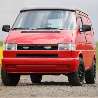 VW T4 Short - dedykowany zestaw lamp LP-TRX3-7E z mocowaniem na atrapie chłodnicy - 3